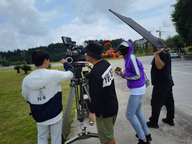 新抚区极致互动，未来愿景宏大，致力于成为全球领先的产品宣传视频企业